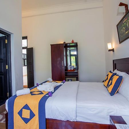 Villa Tissa Beach Resort Weligama Exterior photo