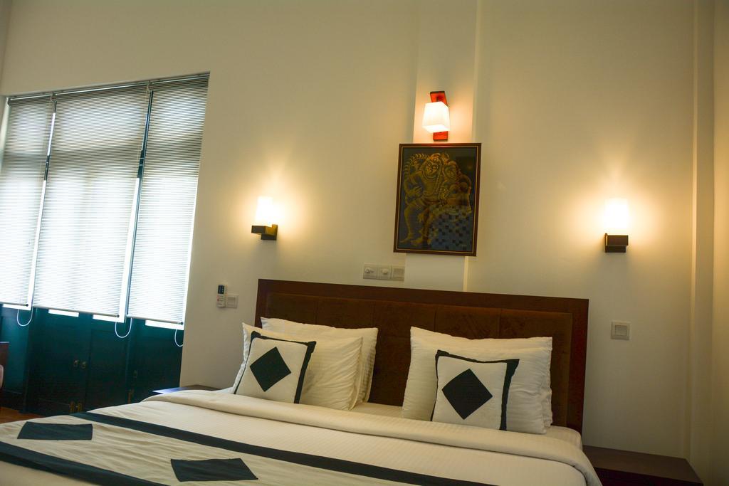 Villa Tissa Beach Resort Weligama Exterior photo