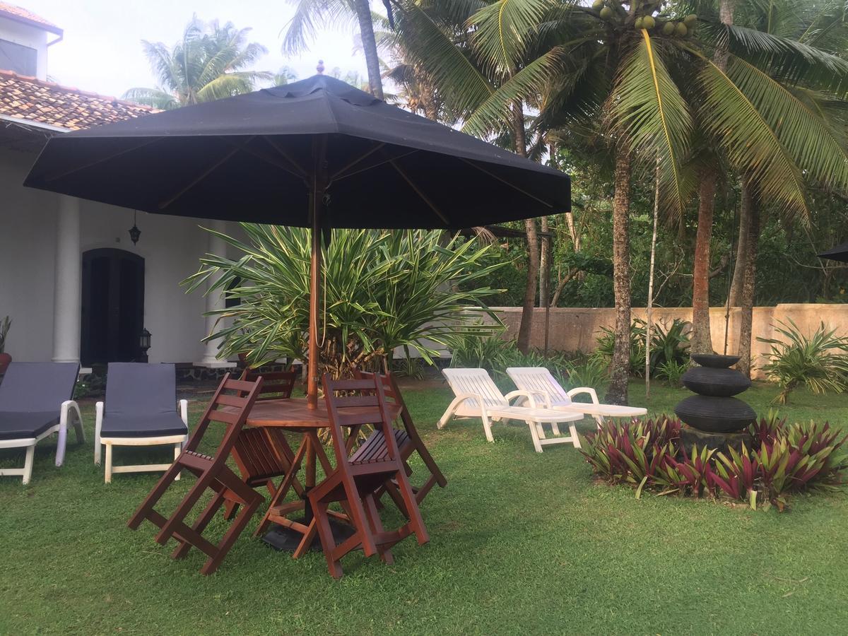 Villa Tissa Beach Resort Weligama Exterior photo