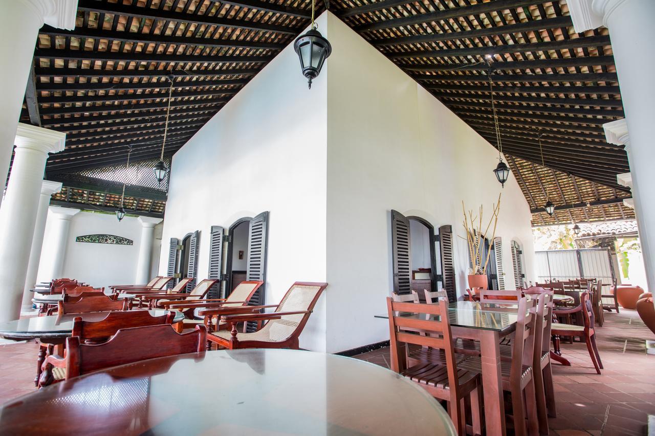 Villa Tissa Beach Resort Weligama Exterior photo