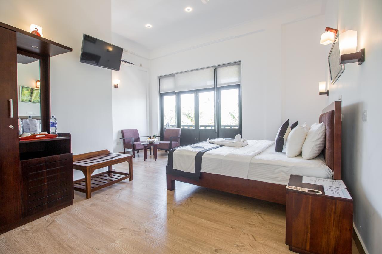 Villa Tissa Beach Resort Weligama Exterior photo