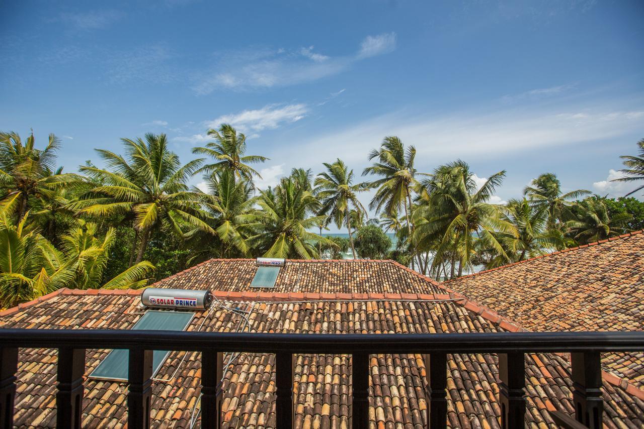 Villa Tissa Beach Resort Weligama Exterior photo